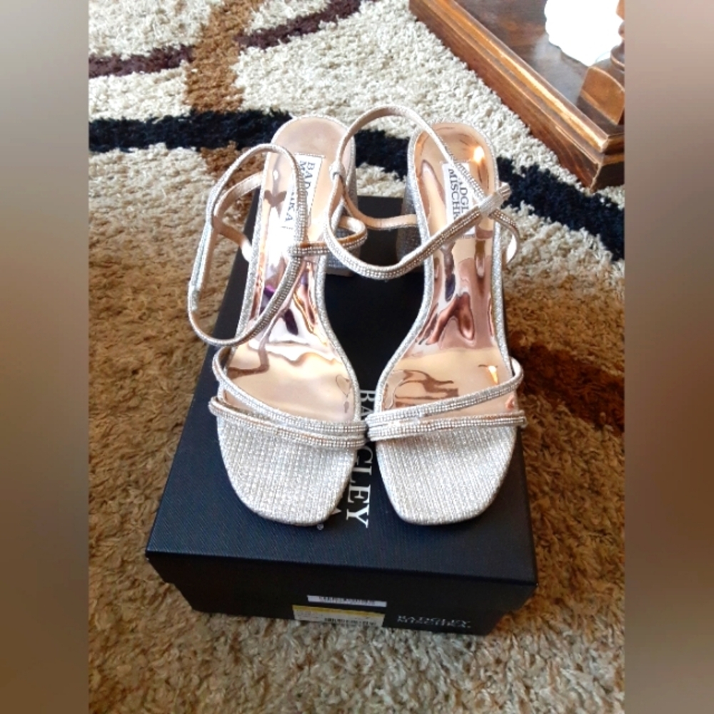 Badgley Mischka Rebekah Glittering Silver Gold Block Platinum Heels Size 8